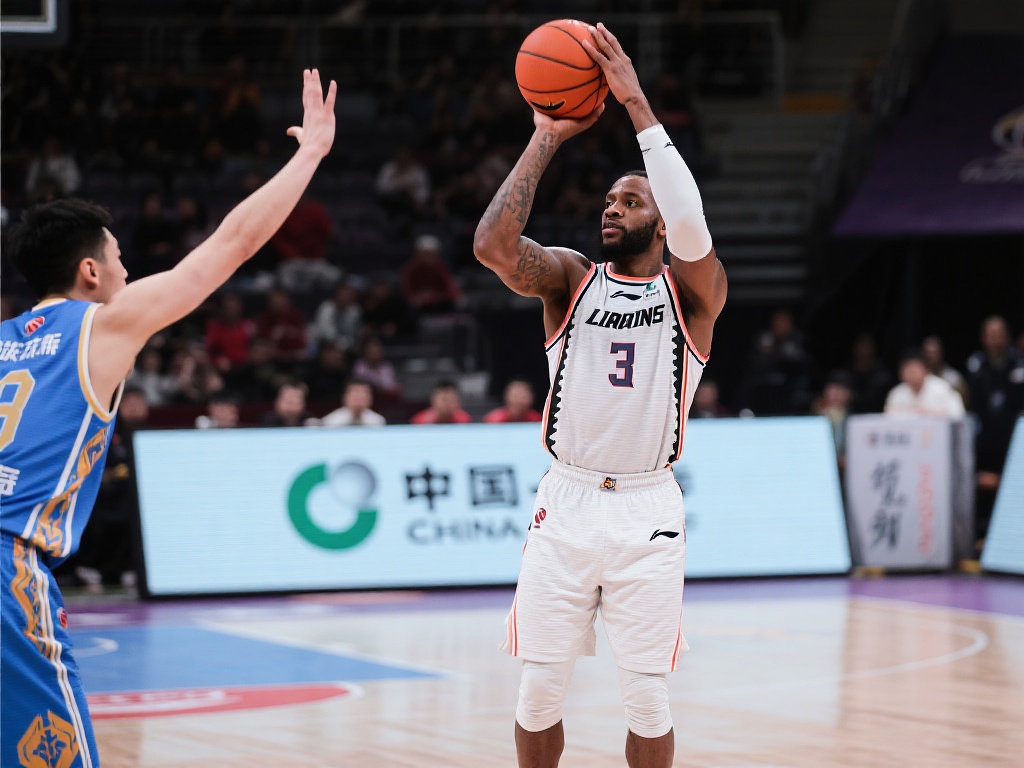 劳森三分再中助攻,新疆首节领先南京 在现代篮球比赛中,三分球已然成为决定胜负