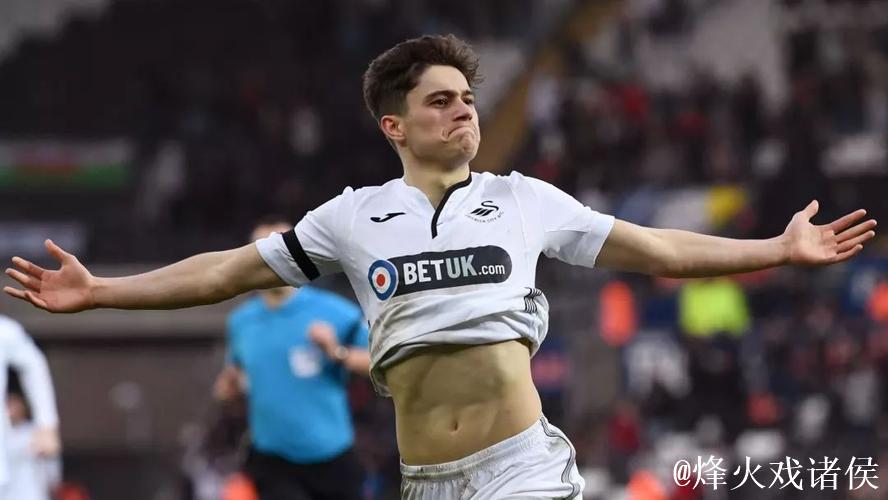 利兹联官方:球队与前锋丹尼尔·詹姆斯续约4年 利兹联官方:球队与前锋丹尼尔·詹姆斯续约4年