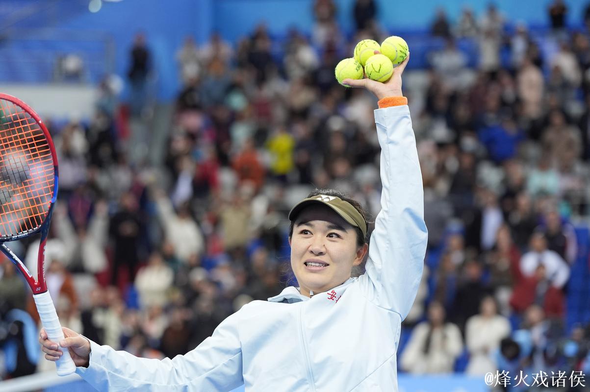 朱琳代表安徽队摘得十五运会网球女子单打金牌